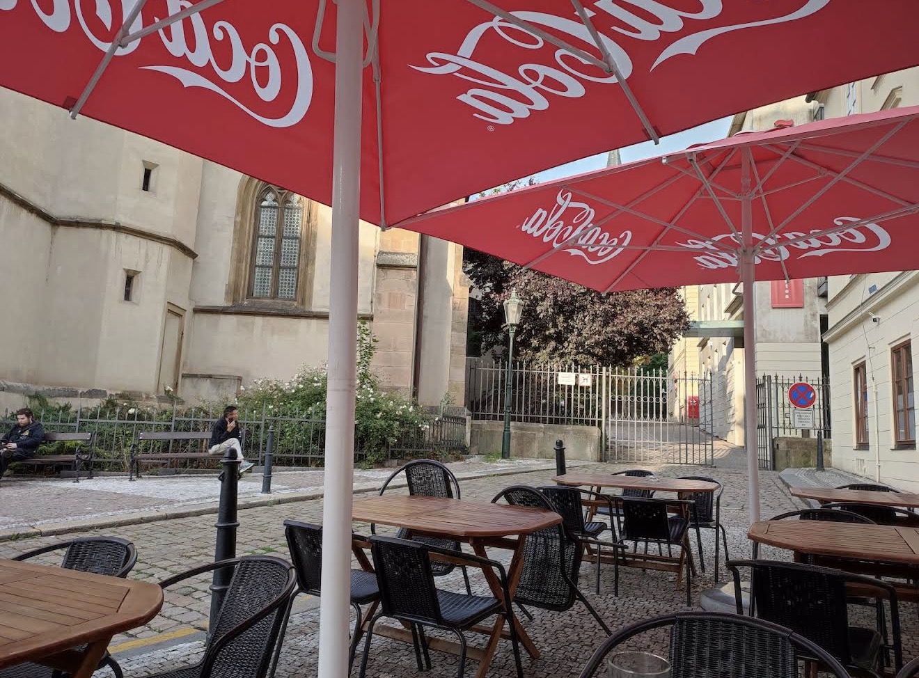 Outdoor seating at Hong La Jiao