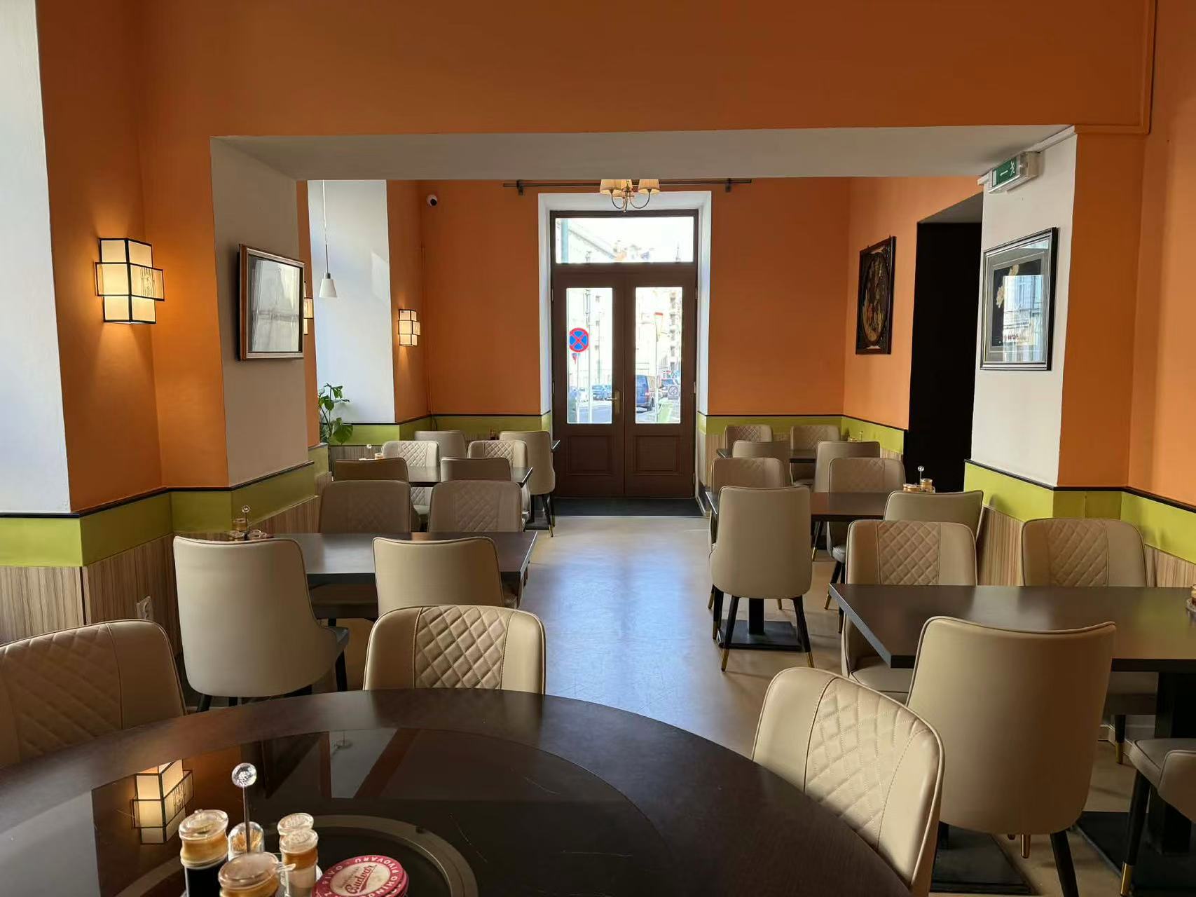 Entrance hall seating